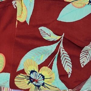 LULAROE LLR OS Patterned Buttery Soft Legging One Floral